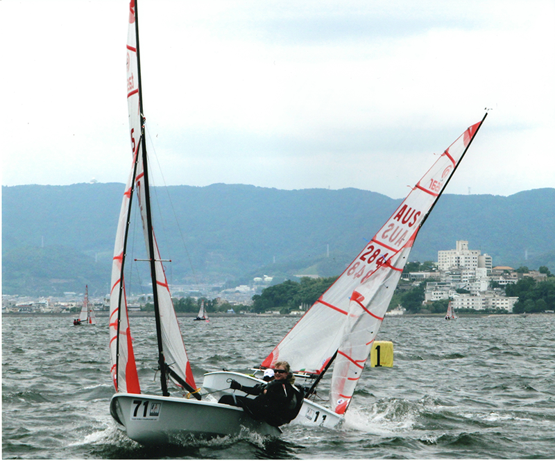 第11回 ふれあい百景フォトコンテスト豊田自動織機 海陽ヨットハーバー 入選『競り合う二艇』