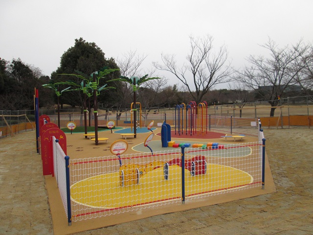 新設遊具 すくすくランド がオープンしています おでかけナビ 名古屋と愛知の公園であそぼう 新設遊具 すくすくランド がオープンしています おでかけナビ 名古屋と愛知の公園であそぼう