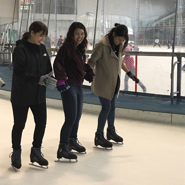 スケート モリコロ パーク アイススケート場