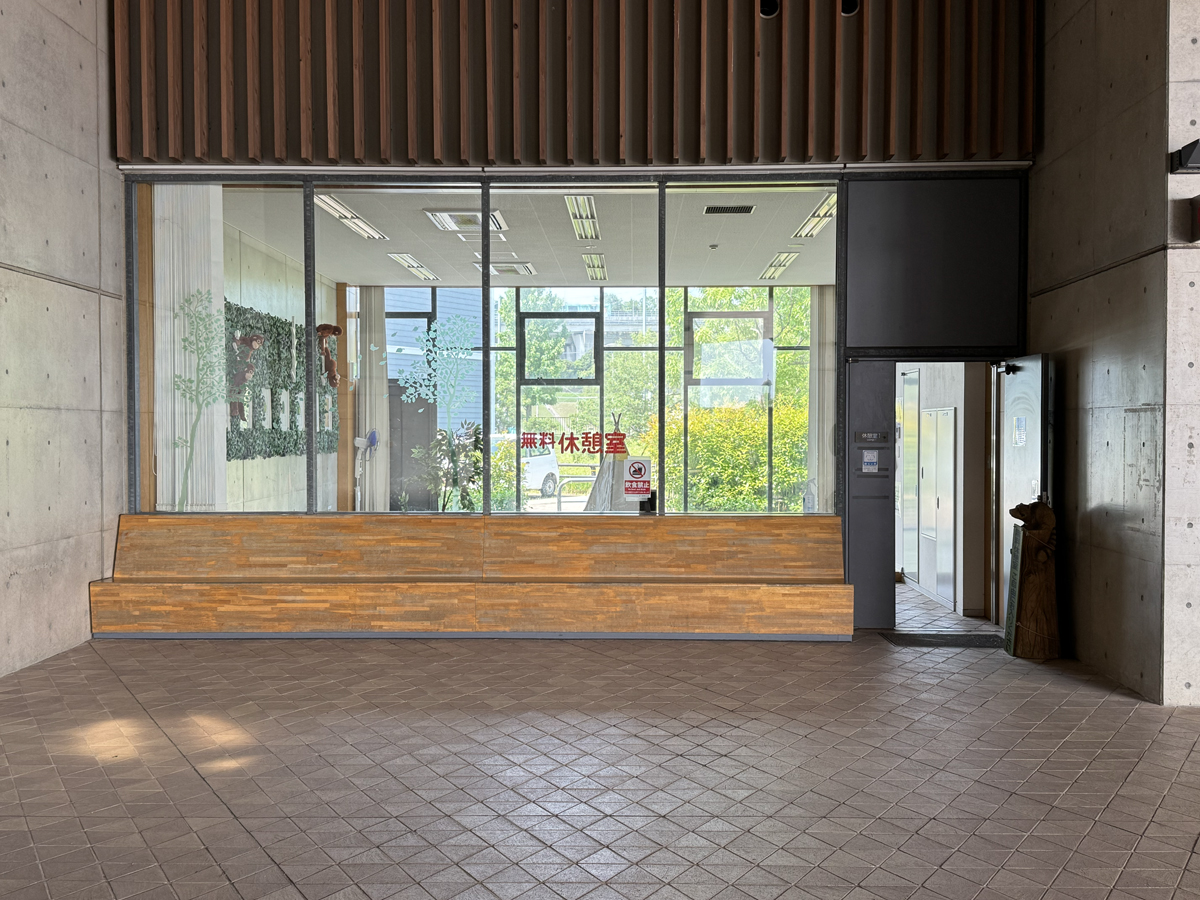 ワンダーランドファクトリー　[休憩] 園内休憩スポットのご案内 - おでかけナビ・名古屋と愛知の公園で